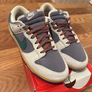 Nike Gray and Teal Sneakers with Red Laces
